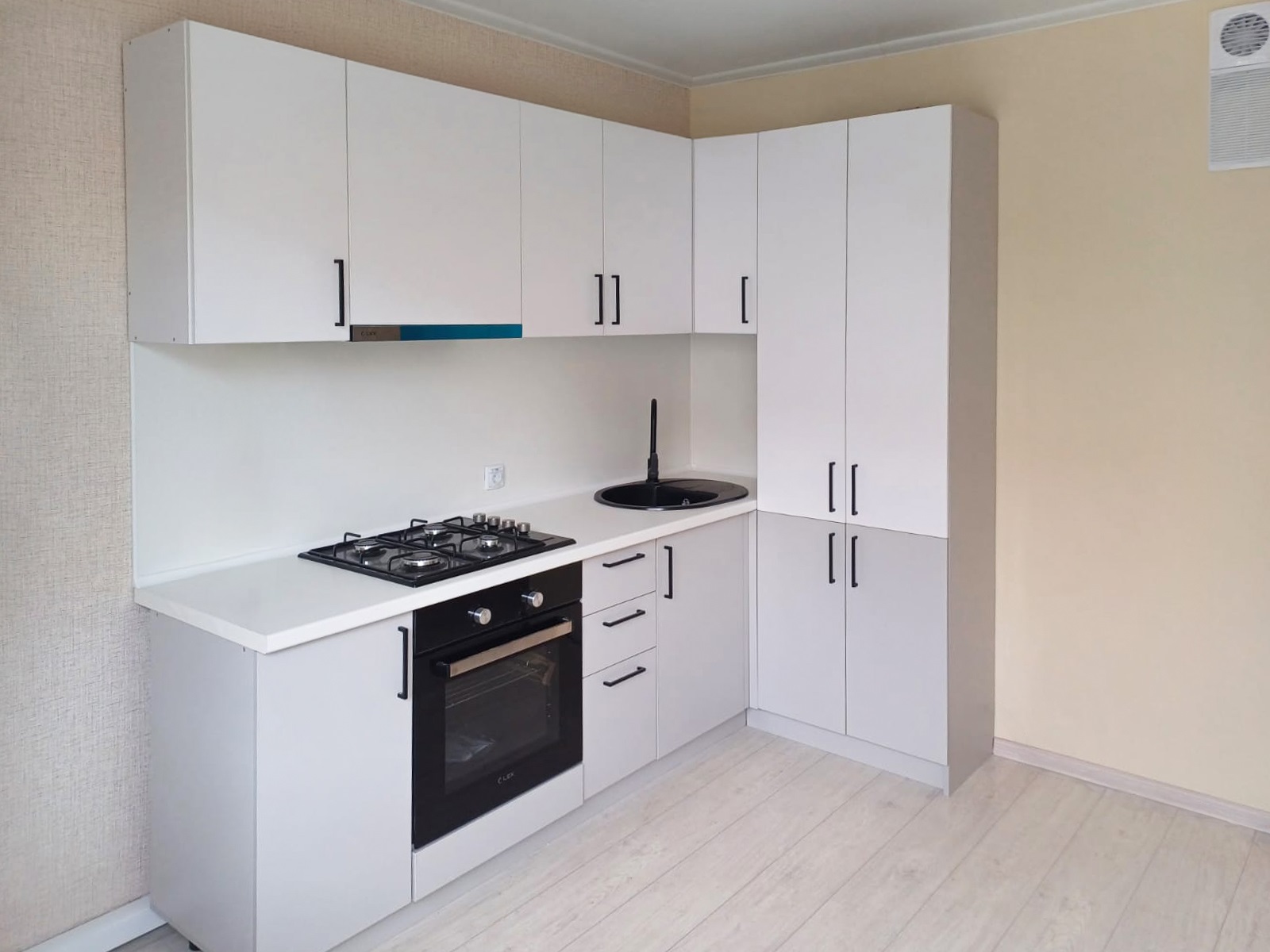 Дом на Фестивальной 6