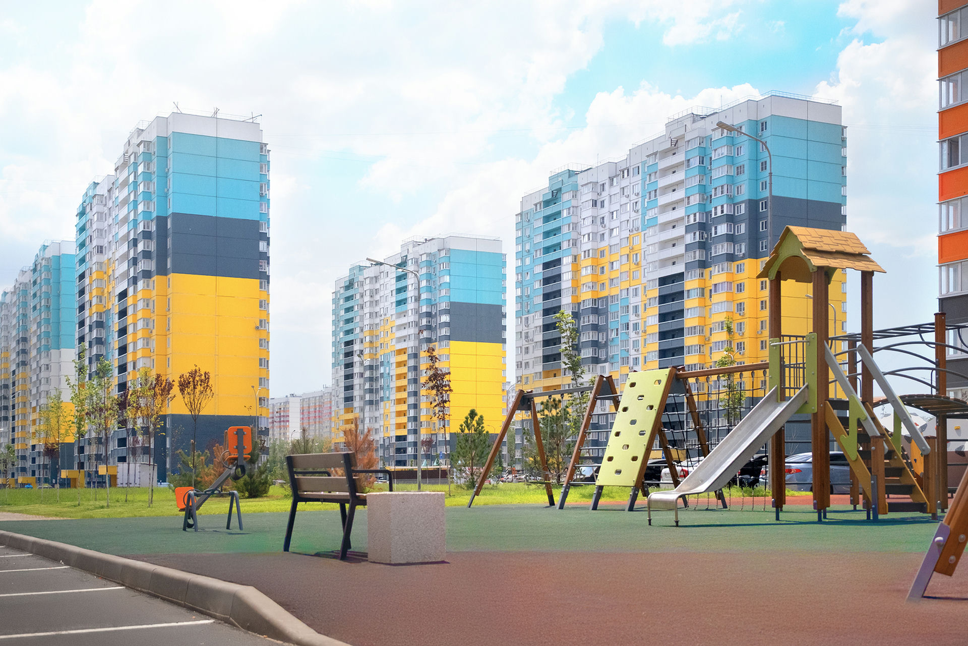 Суворовский 4