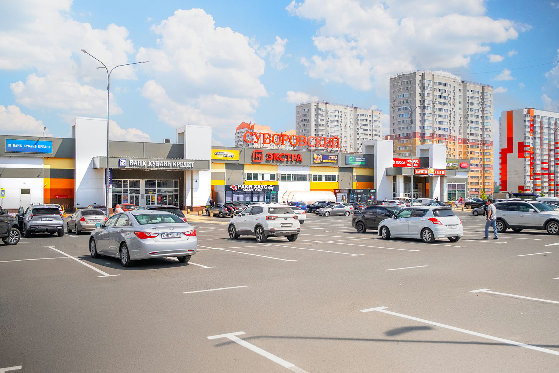 Суворовский 9